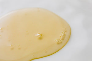 "Svela i segreti per labbra perfette: scopri i 10 ingredienti indispensabili per la tua routine di cura delle labbra".