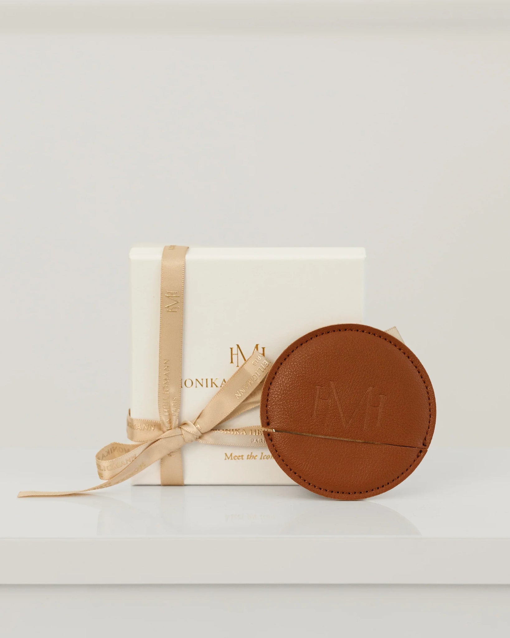 Small Mirror with box - Monika Heiligmann Paris